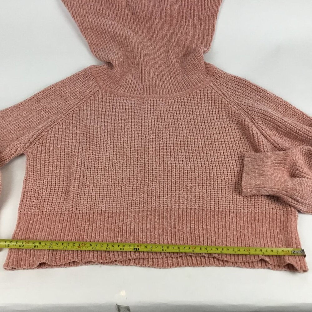 Blush & Bloom Turtle Neck Crop Sweater - Picture 7 of 12